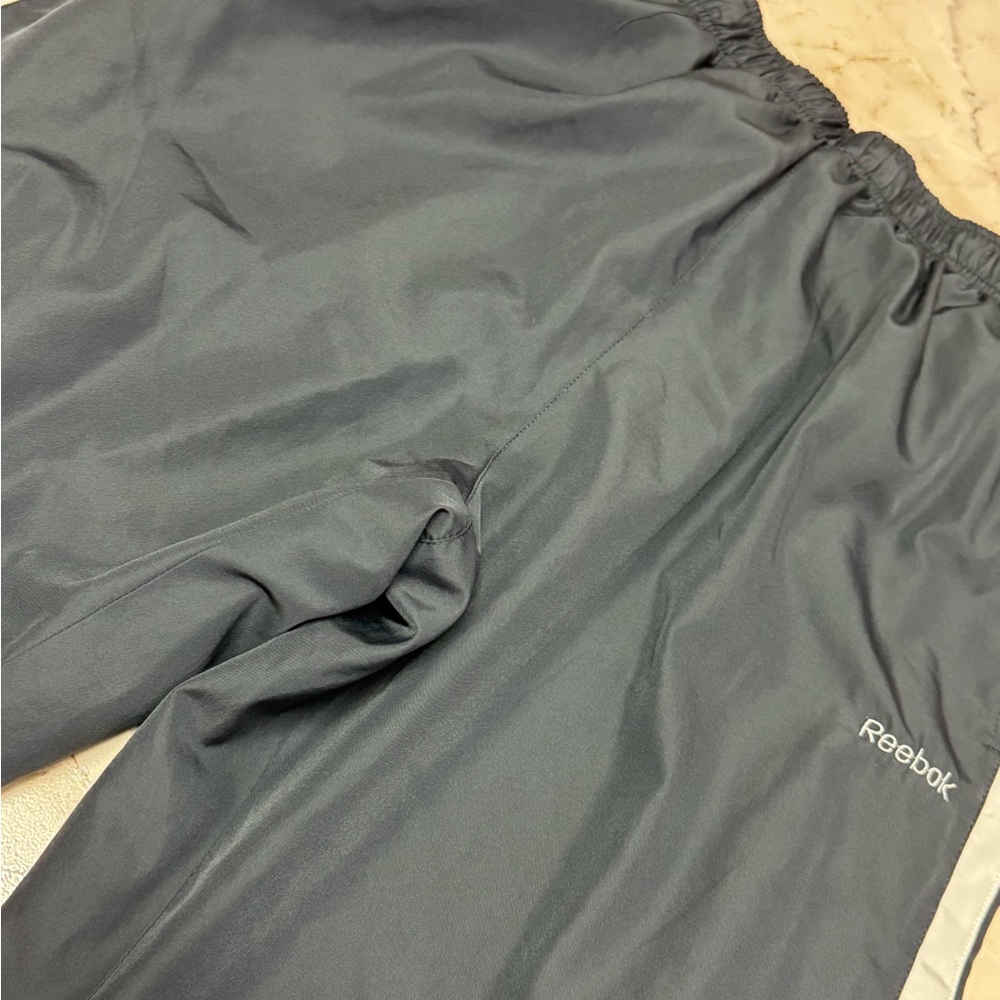Grey Reebok track pants - Picture 3 of 4